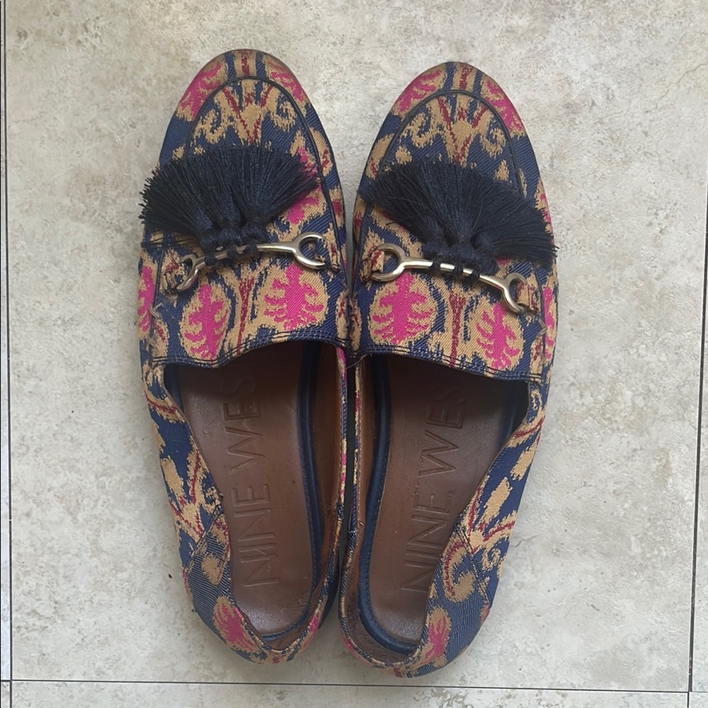 Nine West Print Fabric Loafer Flat- size 6